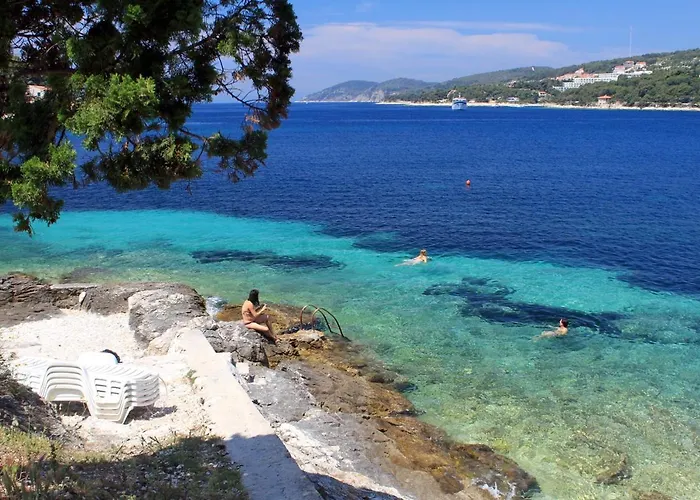 Appartement By The Sea Hvar - 15401 *